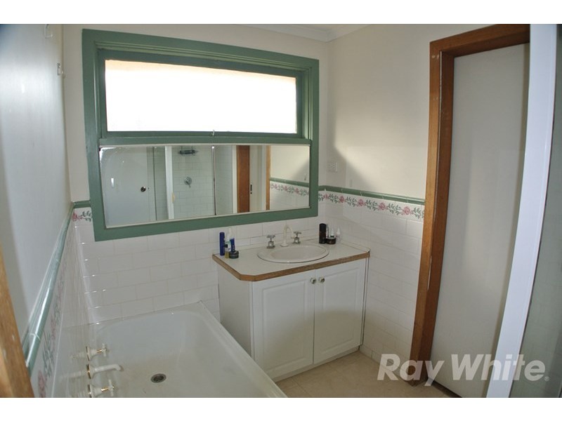 13 Tasman Close, Wantirna South VIC 3152