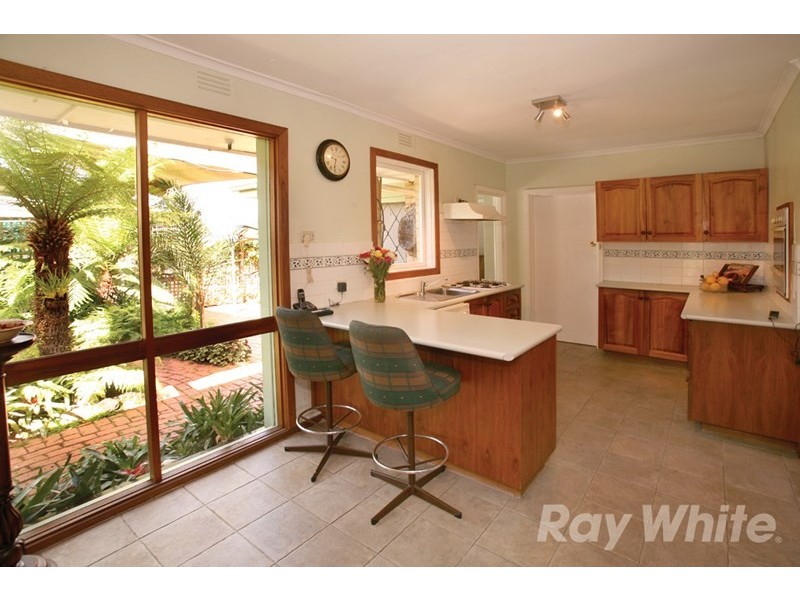 16 Carson Street, Mulgrave VIC 3170