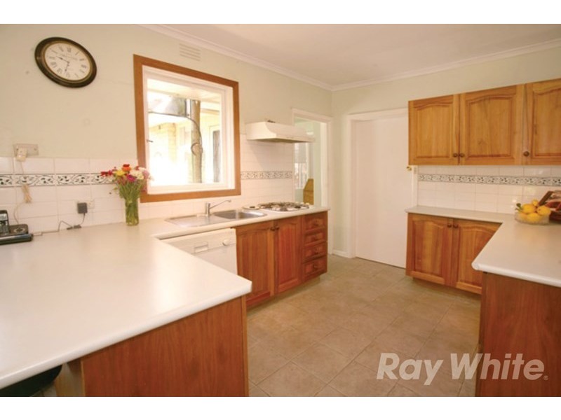 16 Carson Street, Mulgrave VIC 3170