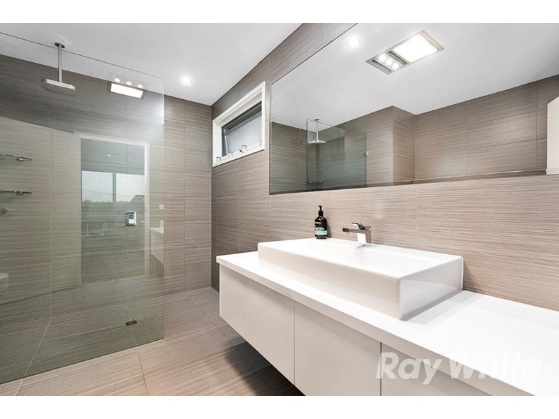 1A Thompson Street, Glen Waverley VIC 3150