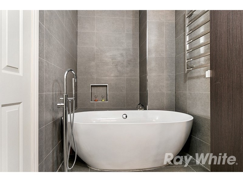 2/28 Danien Street, Glen Waverley VIC 3150