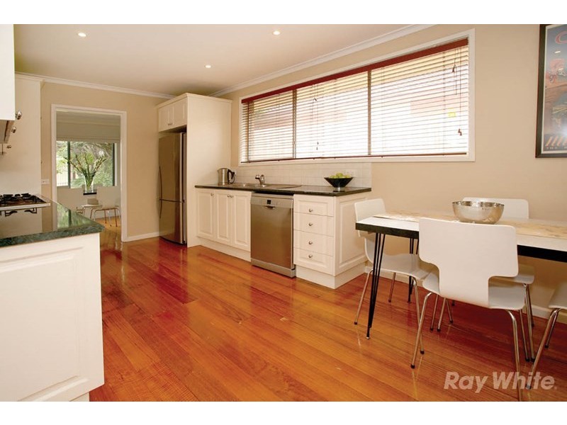 135 Windella Crescent, Glen Waverley VIC 3150