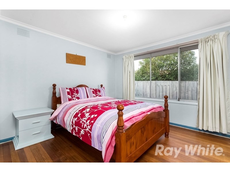 73 Tiverton Drive, Mulgrave VIC 3170