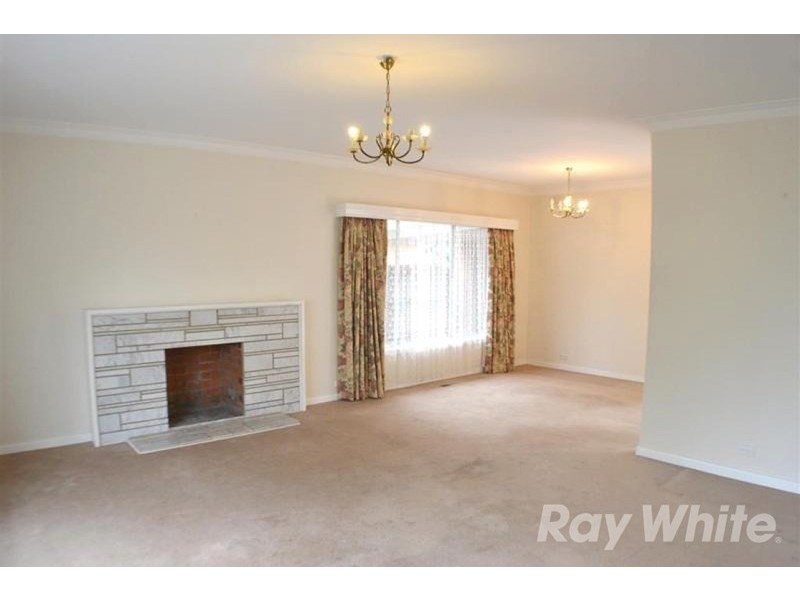 21 Tamarisk Avenue, Glen Waverley VIC 3150