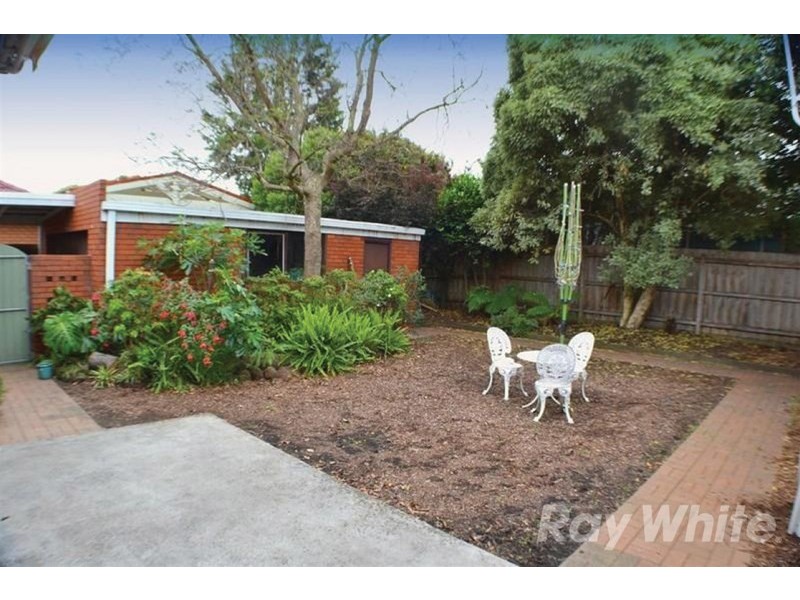 21 Tamarisk Avenue, Glen Waverley VIC 3150