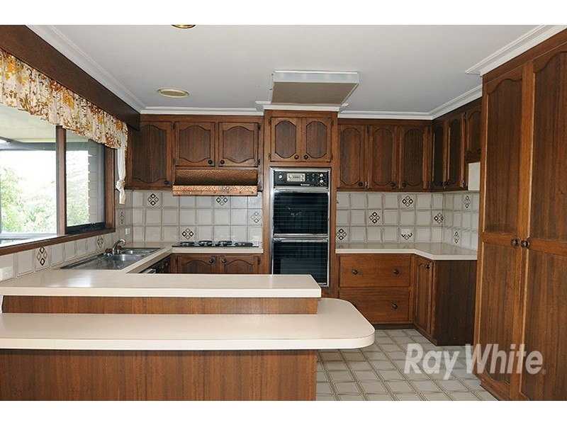 7 Fran Court, Glen Waverley VIC 3150