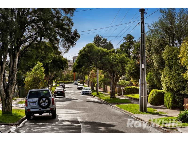 14 Wridgway Avenue, Burwood VIC 3125