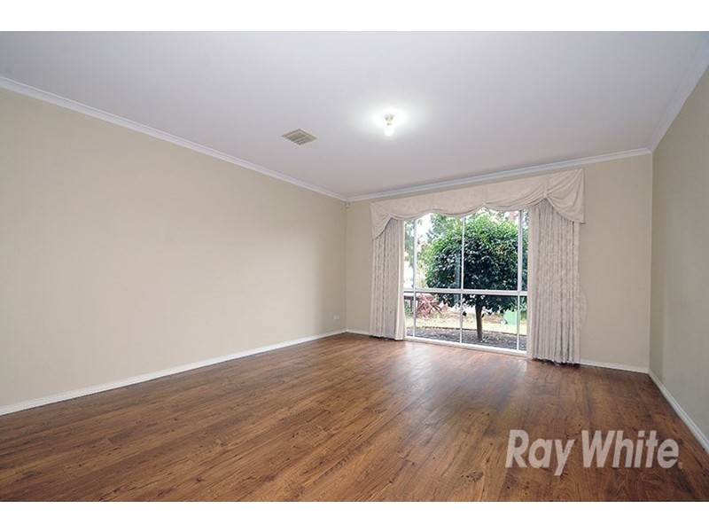 23 Mosman Close, Wantirna South VIC 3152
