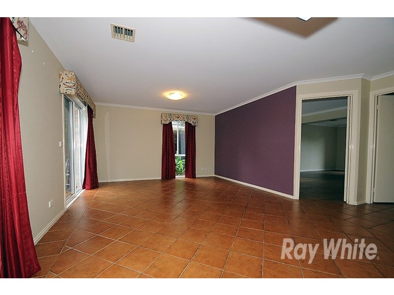 23 Mosman Close, Wantirna South VIC 3152