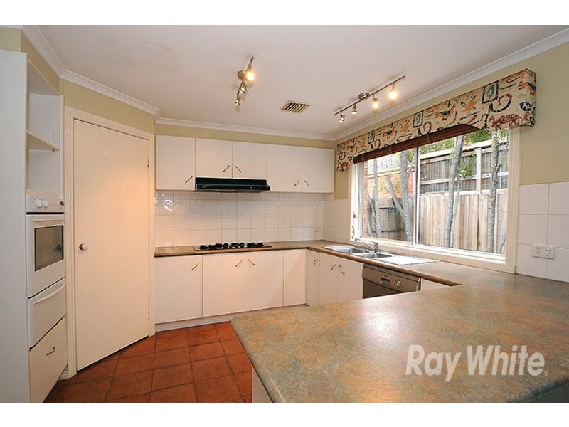 23 Mosman Close, Wantirna South VIC 3152