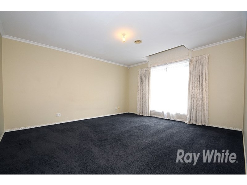 23 Mosman Close, Wantirna South VIC 3152