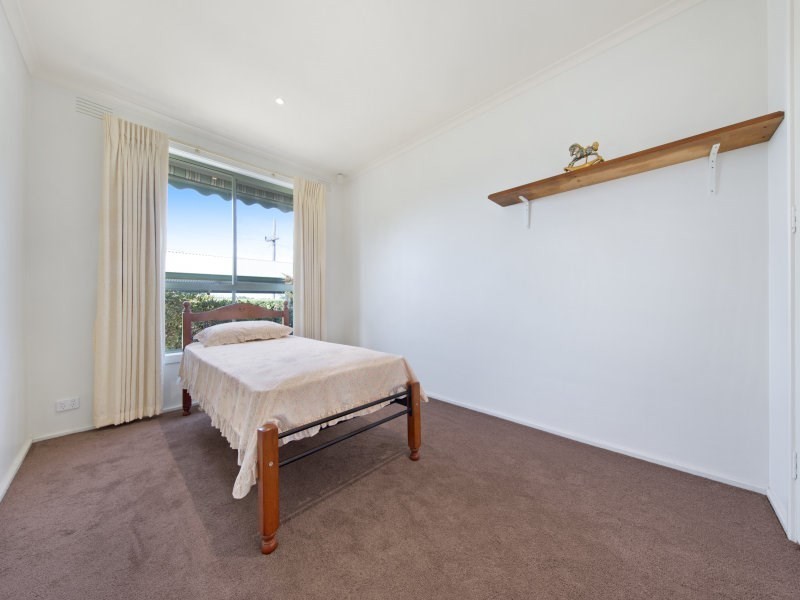42 Denver Crescent, Rowville VIC 3178