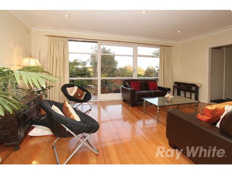 6 Camino Court, Glen Waverley VIC 3150