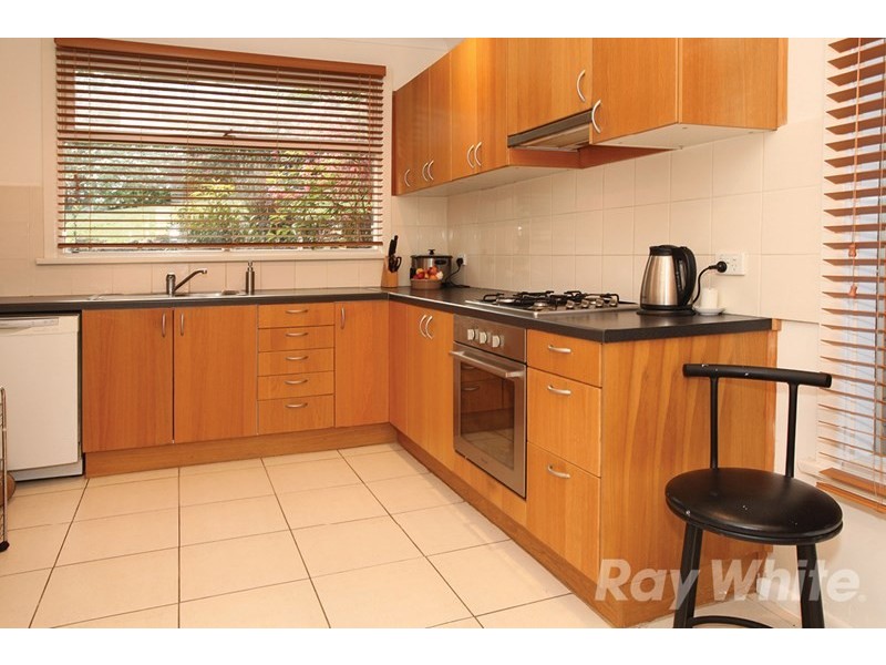 6 Camino Court, Glen Waverley VIC 3150