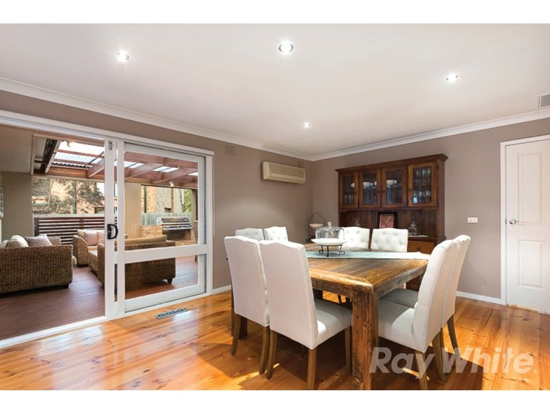 4 Harlingford Court, Wheelers Hill VIC 3150