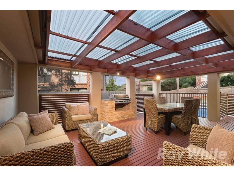 4 Harlingford Court, Wheelers Hill VIC 3150