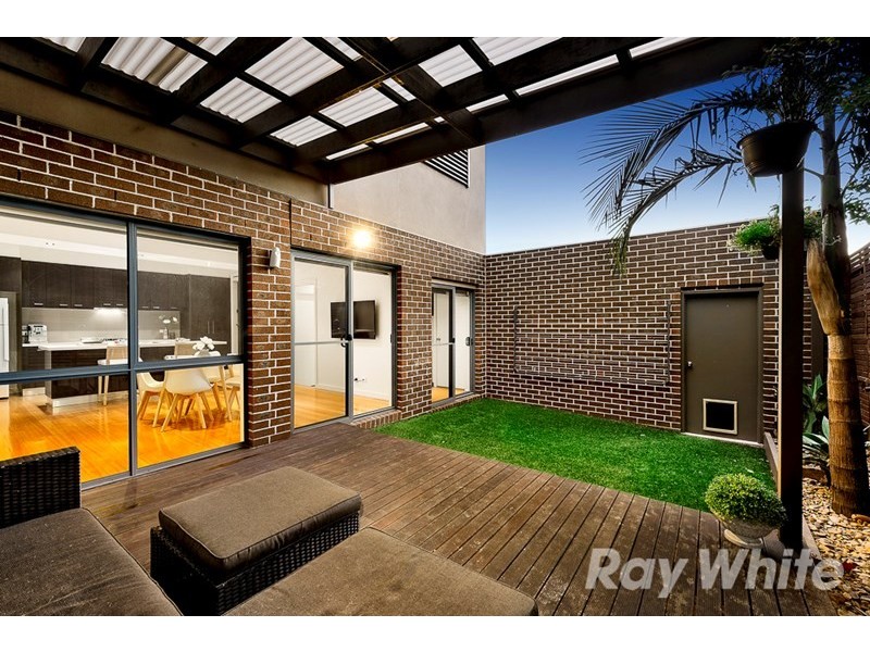 1/33 Jordan Grove, Glen Waverley VIC 3150