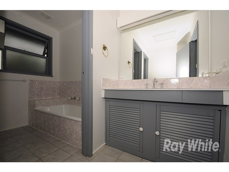 5 Ashton Street, Glen Waverley VIC 3150