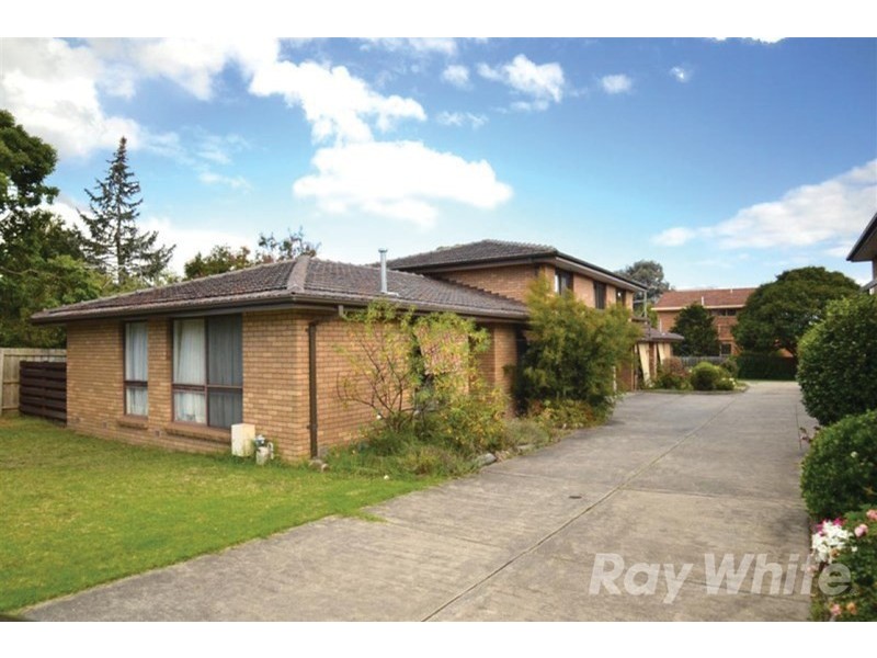1/151-153 Coleman Parade, Glen Waverley VIC 3150