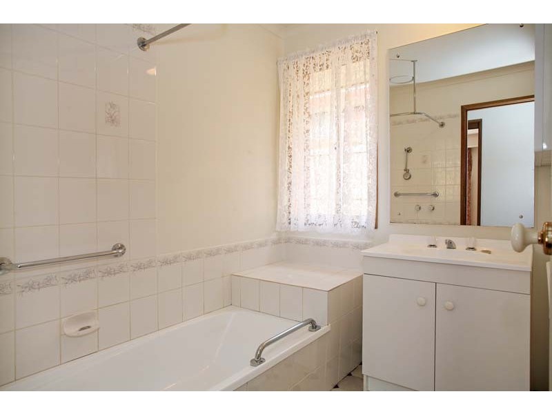 2/230 Highbury Road, Mount Waverley VIC 3149