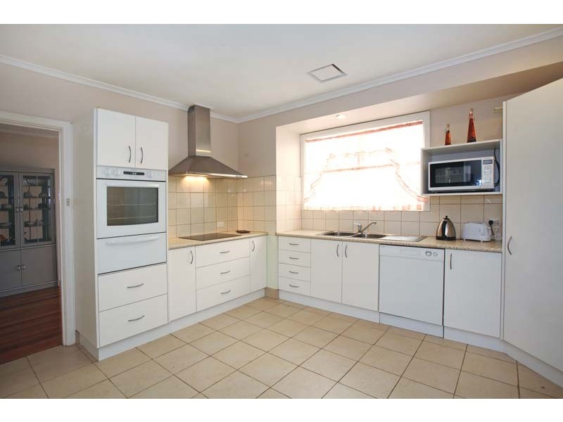 35 Bales Street, Mount Waverley VIC 3149