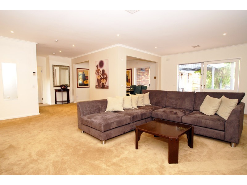 7 Bluegum Avenue, Wheelers Hill VIC 3150