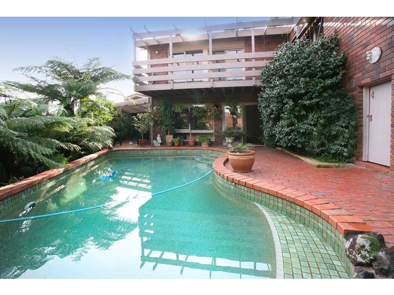 4 Gwyn Rise, Vermont South VIC 3133