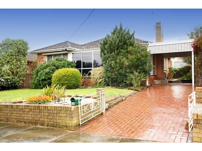 13 Rees Street, Burwood VIC 3125