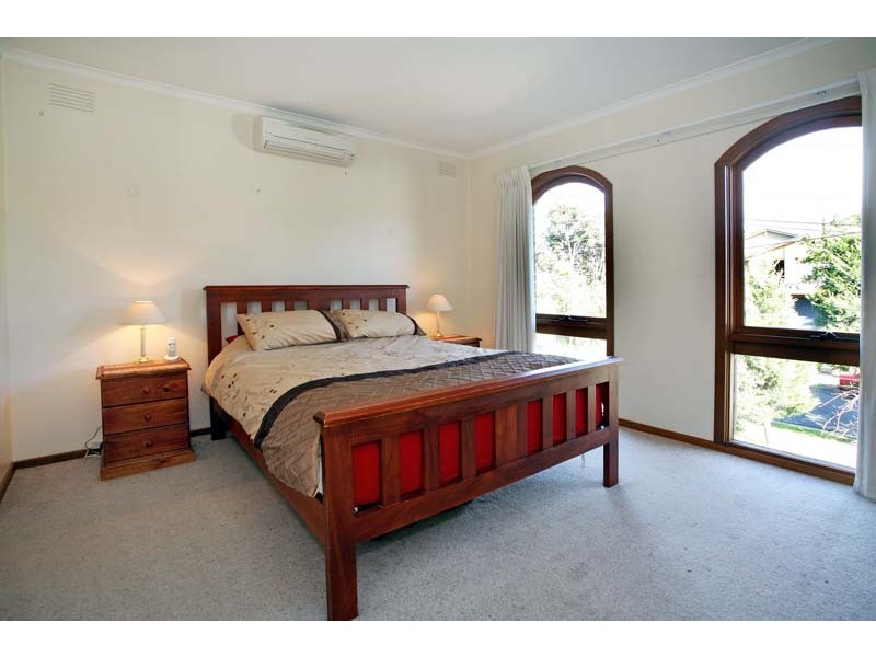 23 Scarborough Road, Vermont South VIC 3133