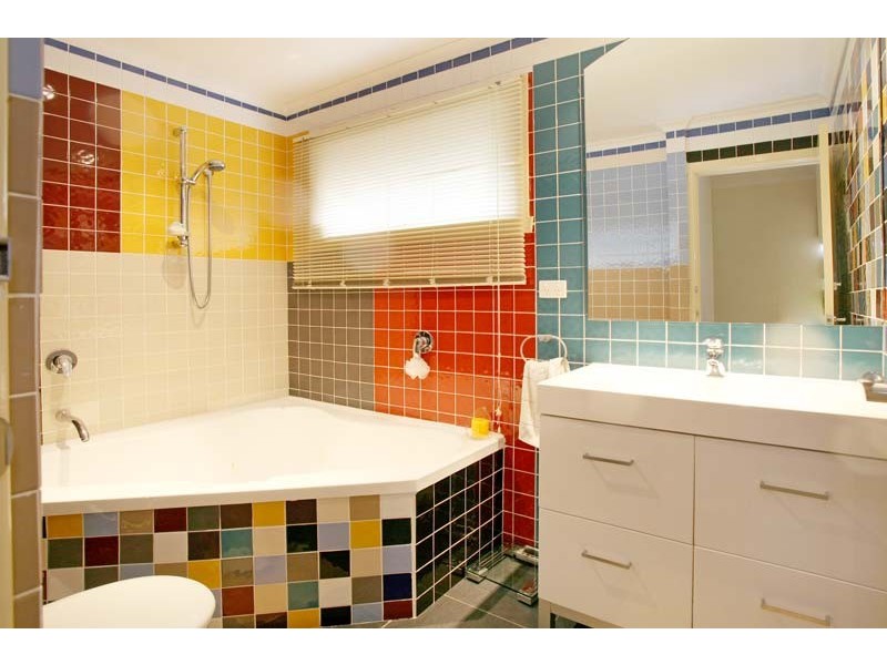 15 Lennox Avenue, Glen Waverley VIC 3150