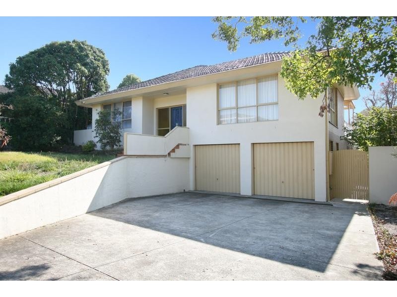 63 Wilson Road, Glen Waverley VIC 3150