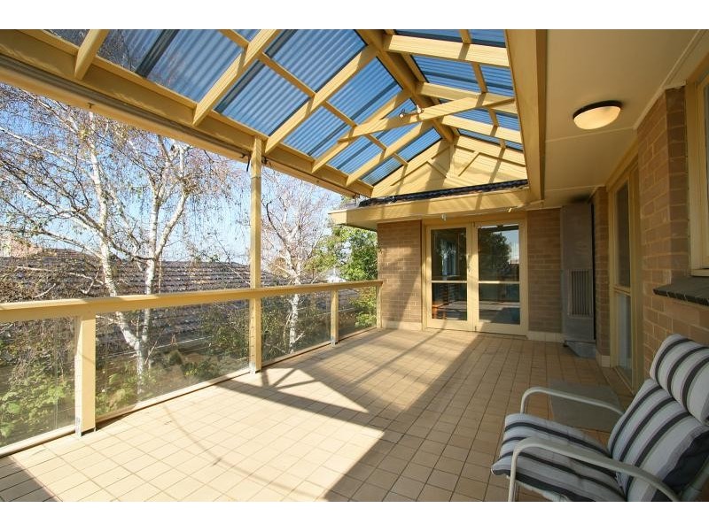 63 Wilson Road, Glen Waverley VIC 3150