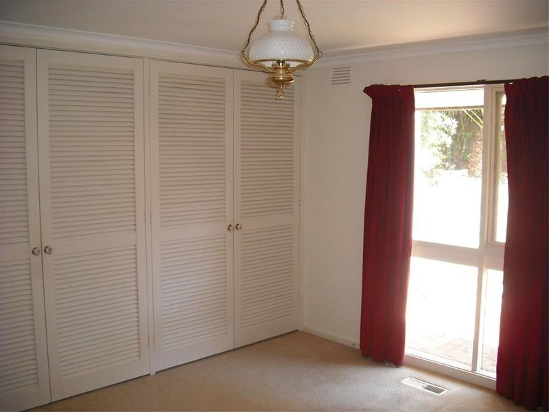 1 Henderson Court, Glen Waverley VIC 3150