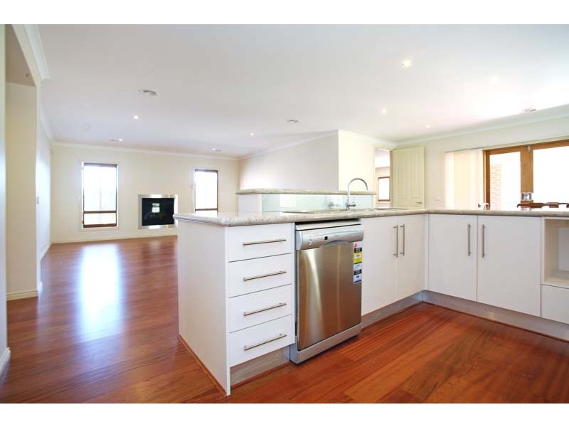 1 Lily Street, Glen Waverley VIC 3150