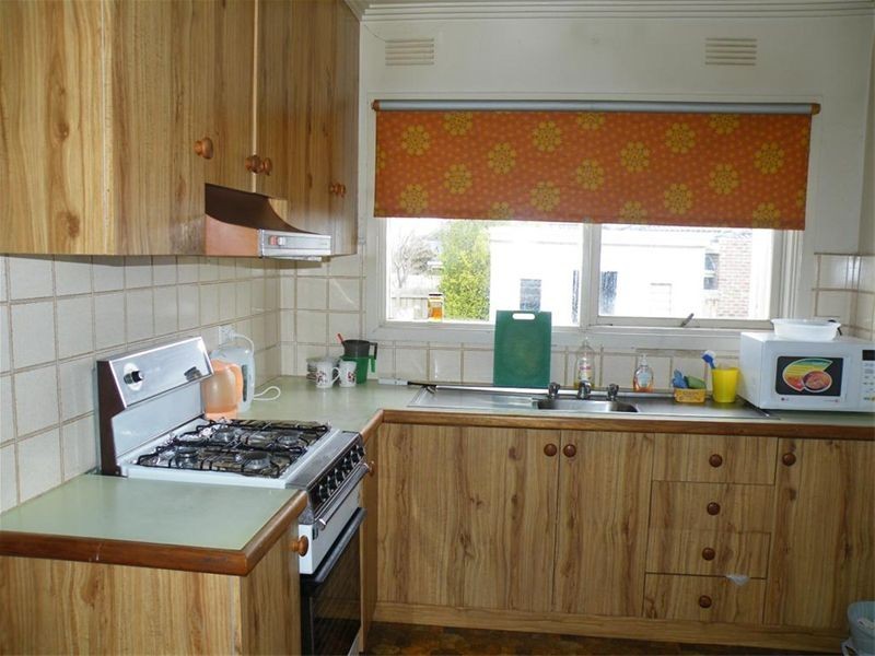 58 Kemp Avenue, Mount Waverley VIC 3149