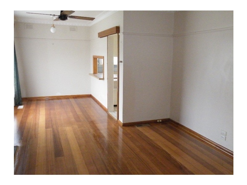 19 Madeline Street, Glen Waverley VIC 3150