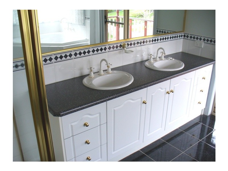 2 Pratico Court, Forest Hill VIC 3131