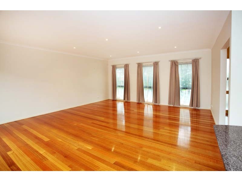 121 Waverley Road, Chadstone VIC 3148