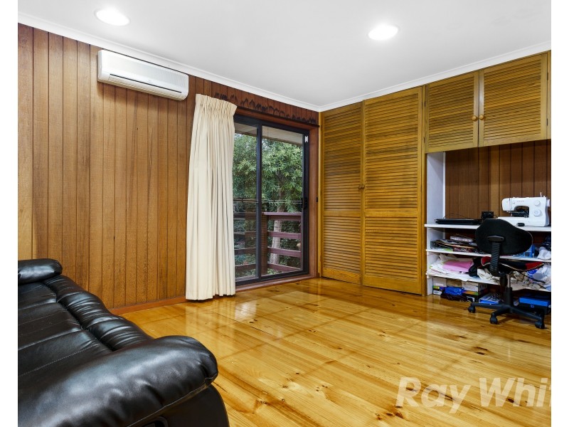 21 Ingleside Crescent, Glen Waverley VIC 3150