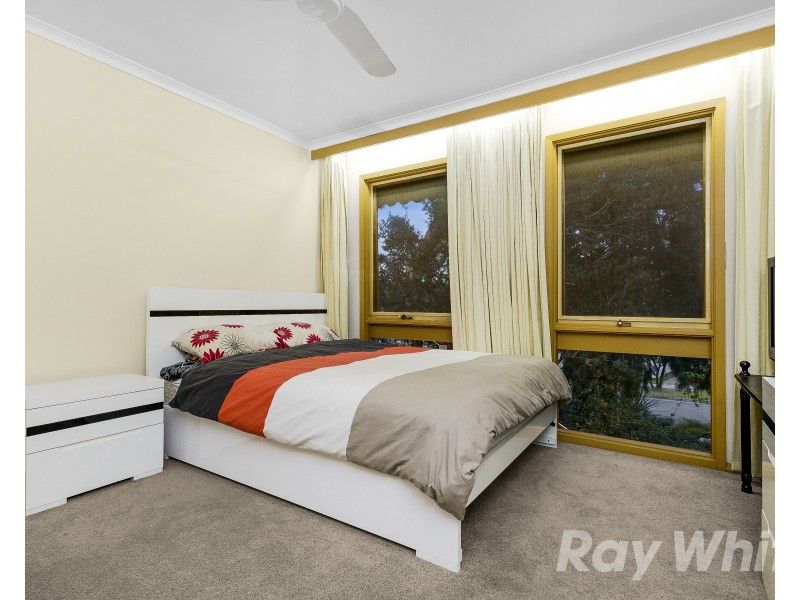 21 Ingleside Crescent, Glen Waverley VIC 3150