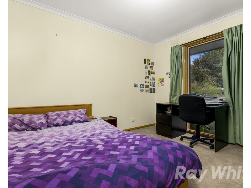 21 Ingleside Crescent, Glen Waverley VIC 3150