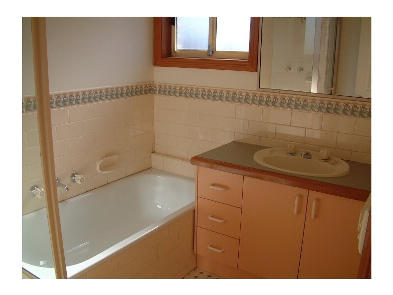 1/33 Lee Avenue, Mount Waverley VIC 3149