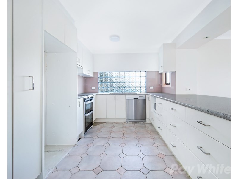 24 Carrol Grove, Mount Waverley VIC 3149