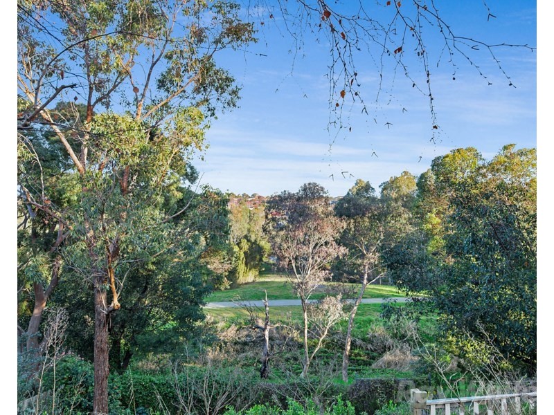 24 Carrol Grove, Mount Waverley VIC 3149