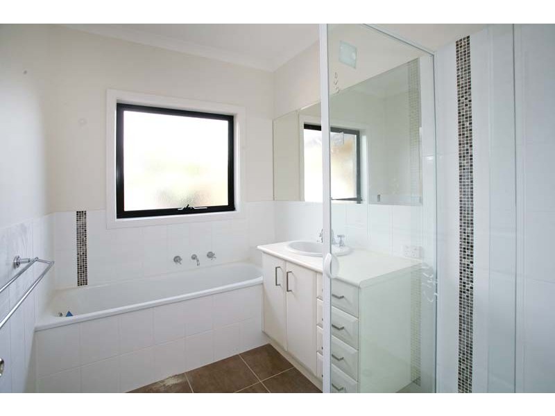 2/127 Wanda Street, Mulgrave VIC 3170