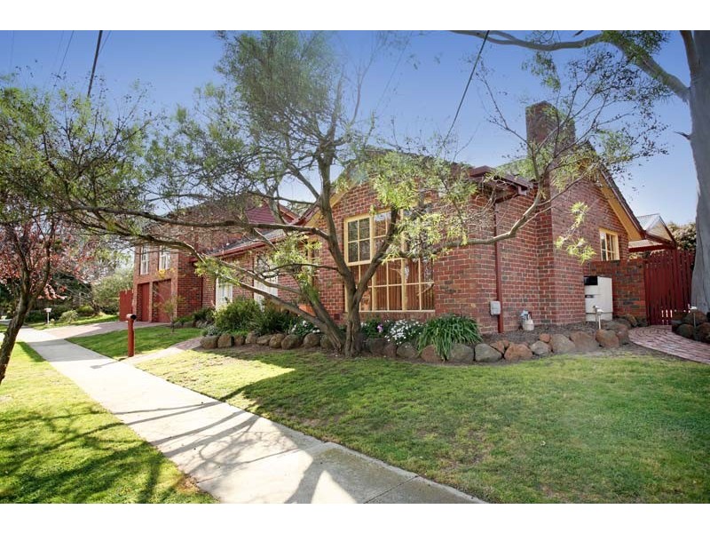 1 Coolabah Avenue, Glen Waverley VIC 3150