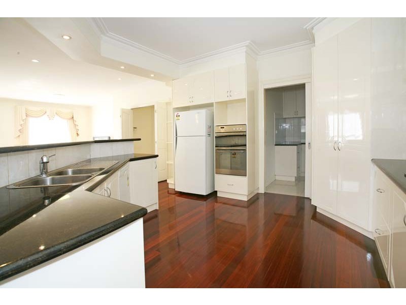 45 Medina Road, Glen Waverley VIC 3150