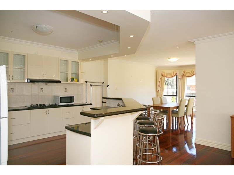 45 Medina Road, Glen Waverley VIC 3150