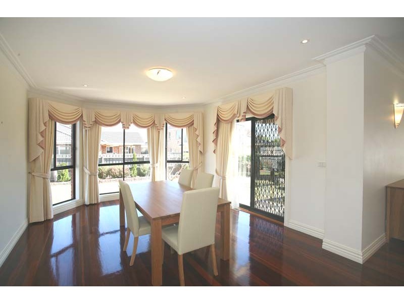 45 Medina Road, Glen Waverley VIC 3150