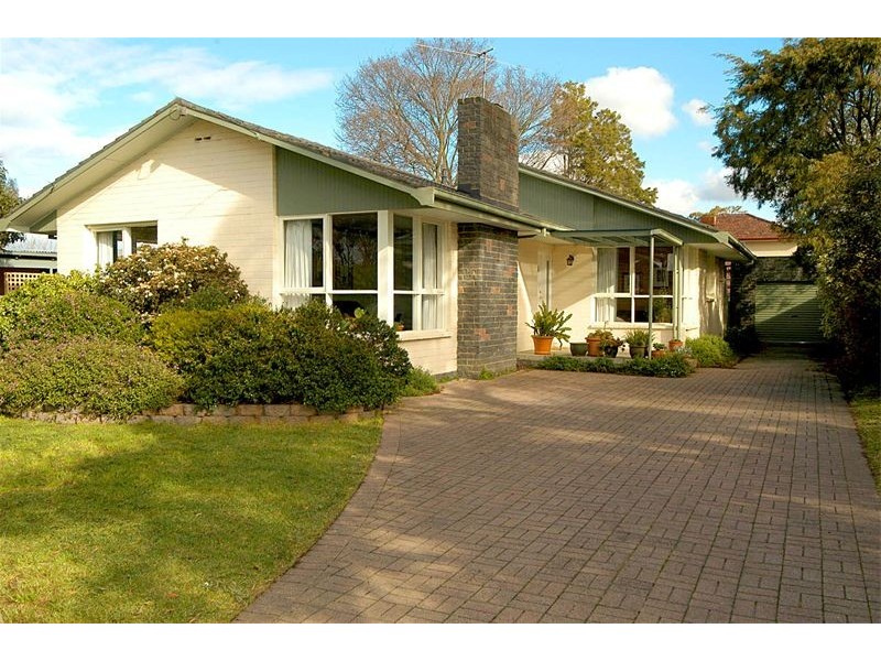 12 Cypress Avenue, Glen Waverley VIC 3150